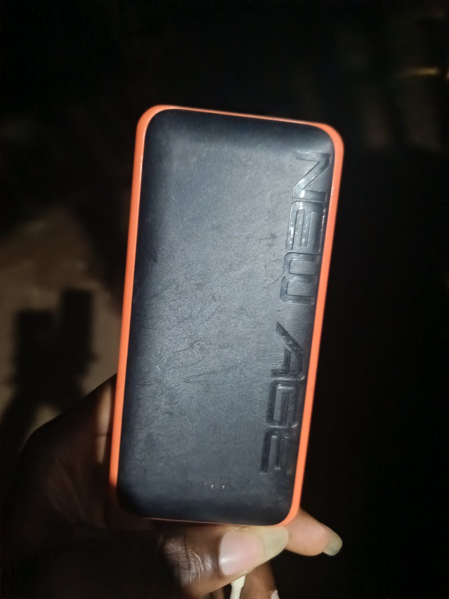 USED POWER BANK