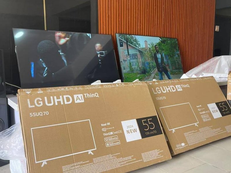 70 Inches LG tv